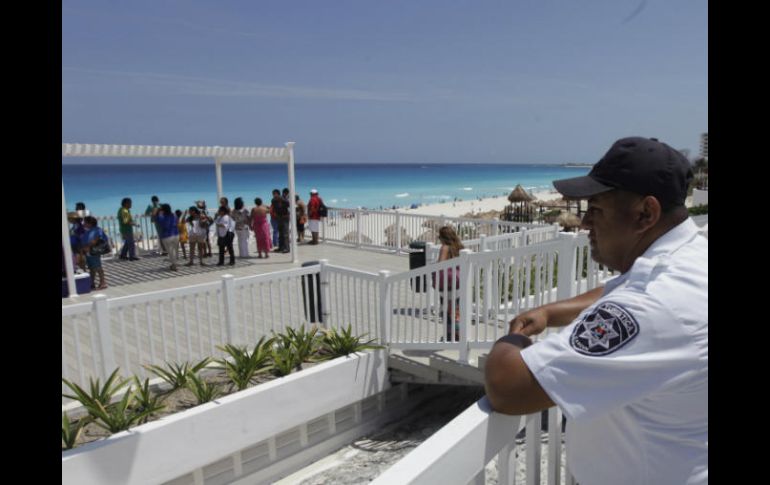 La Secretaría de Marina invitó a la población a que durante su estancia en las playas sigan sus recomendaciones. NTX / ARCHIVO