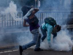 Las manifestaciones que se han tornado violentas en la última semana han dejado varias decenas de heridos. EFE / M. Gutiérrez