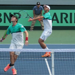 México se salva en Copa Davis