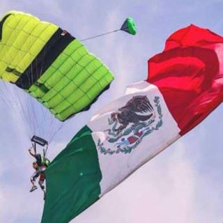 Muere el paracaidista mexicano José Rubalcaba durante un ensayo