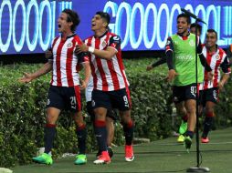 Carlos Fierro dio la vuelta a la pesadilla que fue el Puebla en el último minuto del encuentro disputado anoche en el Estadio Chivas. MEXSPORT / E. Quintana