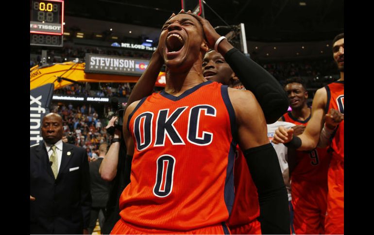 La asistencia que logró el récord llegó con 4:17 minutos por jugar luego de disparos perdidos que retrasaron el momento histórico. AP / J. Dempsey