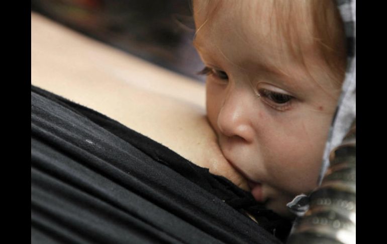 La investigación se centra en la lactoferricina, un péptido (un tipo de molécula) presente en la leche materna. NTX / ARCHIVO