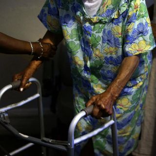 Mal de Parkinson puede ser hereditario y aparece a los 50 años