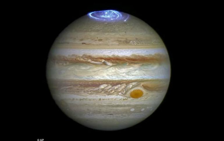 El sistema meteorológico recién descubierto está formado por la energía de las auroras polares de Júpiter. YOUTUBE / PAPARAZZI NEWS