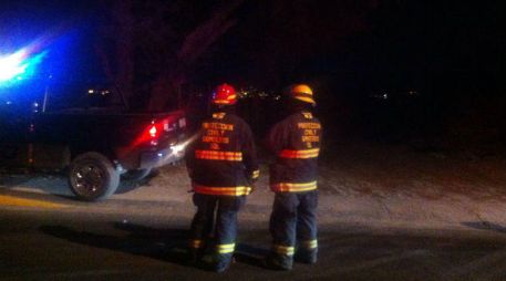 Personal de protección civil y de seguridad pública ya trabajan en la zona. ESPECIAL /