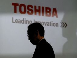 Las acciones de Toshiba han caído 20% este año, y podría salir de la bolsa de Tokio. EFE /  K. Mayama
