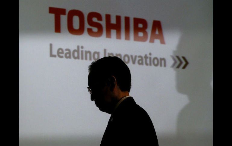 Las acciones de Toshiba han caído 20% este año, y podría salir de la bolsa de Tokio. EFE /  K. Mayama