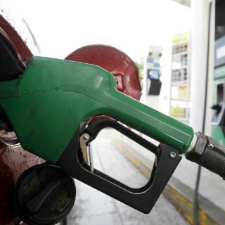 Precios de gasolinas se mantienen para este jueves
