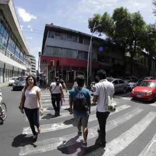 Escupir en la calle, factor de riesgo para la salud pública