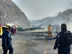 El accidente en la autopista Siglo XXI dejó al menos 24 muertos. ESPECIAL / XINHUA
