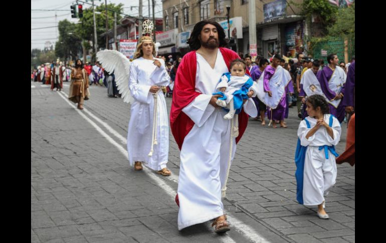 El recorrido comenzó a las 14:00 y concluyó a las 19:00 horas de la tarde cuando ingresaron a la Macroplaza Cuitláhuac. SUN / G. García