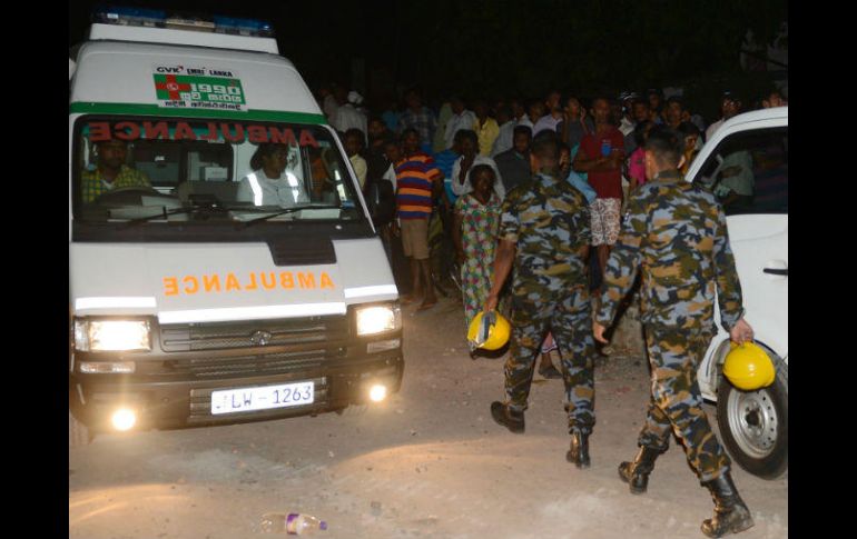 Las autoridades movilizaron a un centenar de soldados, según un portavoz del ejército. AFP / L. Wanniarachchi