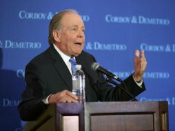 El doctor Dao sufrió golpes y perdió sus dos dientes al ser expulsado de su vuelo el domingo pasado. ESPECIAL / W. Ping