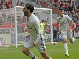 Los blancos ganan por la anotación de Isco que llegó en el descuento del partido. EFE / A. Morante