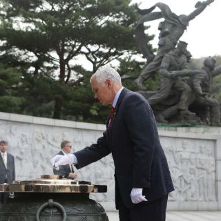 Mike Pence denuncia ‘provocación’ de Corea del Norte