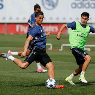 El Real Madrid entrena para partido ante el Bayern
