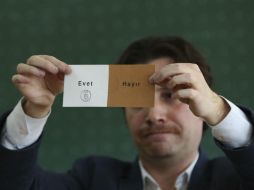 El gobierno asegura que la reforma es indispensable para la estabilidad y para afrontar desafíos económicos y de seguridad. AP / E. Gurel