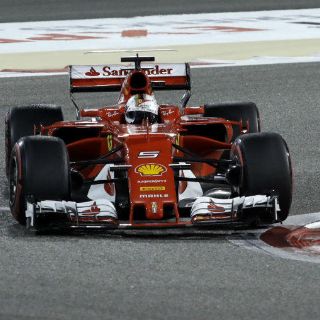 Vettel gana el Gran Premio de Bahréin