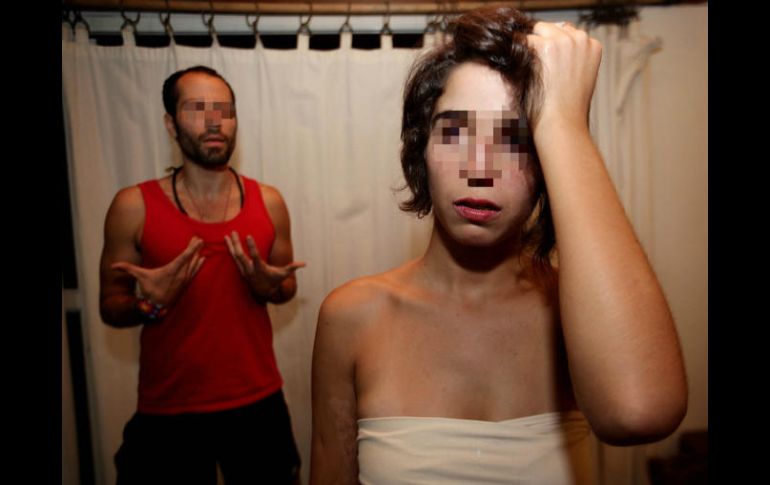 Soltar a esa persona que ha estado a nuestro lado en las buenas y en las malas no es cosa sencilla. EL INFORMADOR / ARCHIVO