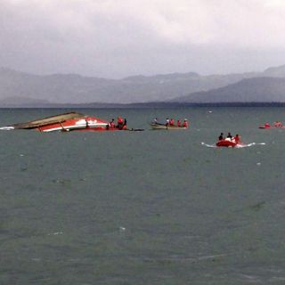 Un carguero se hunde en el mar Negro; hay nueve desaparecidos