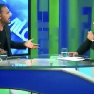 Ricardo Arjona se molesta y abandona entrevista