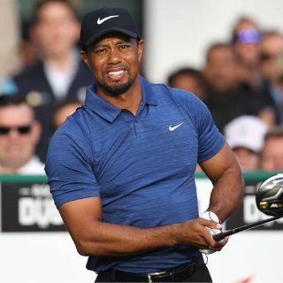 Tiger Woods es operado por cuarta vez en la espalda