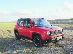 Con aires de todo terreno. Por su diseño exterior la Jeep Renegade invita a la aventura. EL INFORMADOR / S. Oliveira