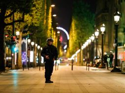 Agentes de seguridad acudieron al lugar y detuvieron al individuo. ESPECIAL / XINHUA