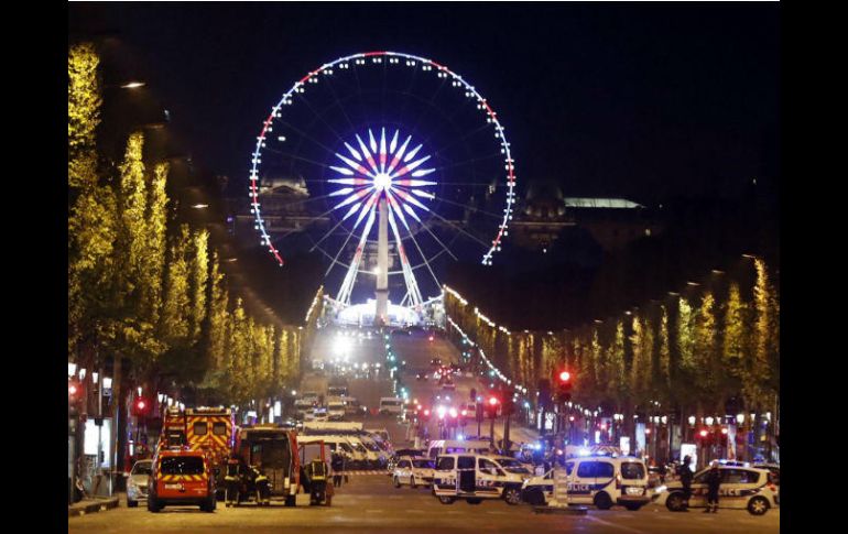 La policía neoyorquina tenía la consigna de ser atenta, luego del atentado en los Campos Elíseos. EFE / ARCHIVO