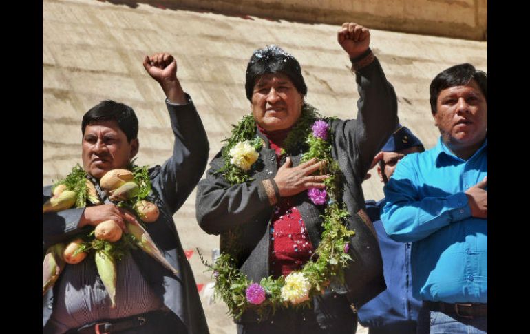 Morales (en medio) resaltó que la ONU declaró el 22 de abril el Día Internacional de la Madre Tierra a propuesta de su país en 2009. ESPECIAL / Xinhua