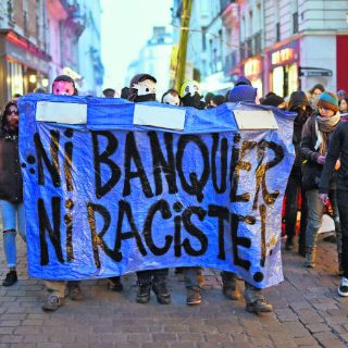 La fragmentada Francia se prepara para decidir su futuro