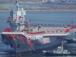 El país comenzó a diseñar el Shandong en noviembre de 2013, y la construcción en el muelle en marzo de 2015. ESPECIAL /