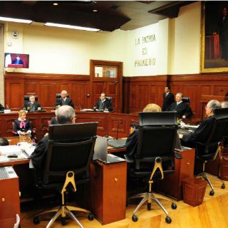 Corte ratifica destitución de juez ligado a casinos