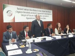 Edgar Elías Azar recibió once votos en contra del PAN y siete del PT. TWITTER / @Laura_Rojas_