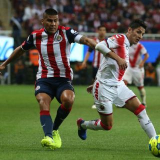 Quiero verme campeón con Chivas: Carlos Salcido
