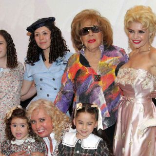 Cancelan serie biográfica de Silvia Pinal