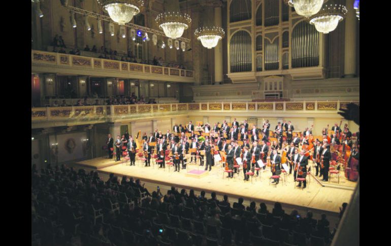 La OFJ fue ovacionada de manera insistente en una de sus presentaciones. ESPECIAL / CORTESÍA OFJ