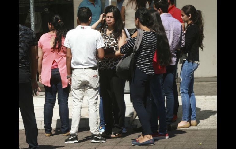 Además de que se puede desembolsar un gasto mayor, brindar datos personales a 'coyotes' puede resultar peligroso. EL INFORMADOR / A. García