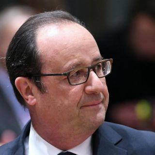 Hollande advierte del 'riesgo' de elegir a Le Pen