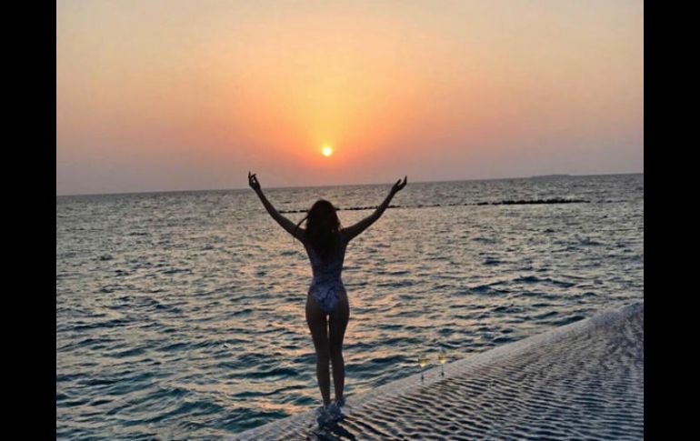 Ximena Navarrete compartió unas imágenes en Instagram donde luce su figura en bikini. INSTAGRAM / ximenanr