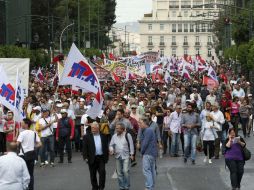 Los sindicatos han convocado una huelga general para el 17 de mayo para protestar contra las nuevas medidas de austeridad. EFE / S. Pantzartzi