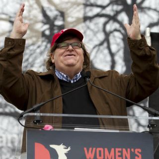 Michael Moore llevará discurso anti Trump a Brodway