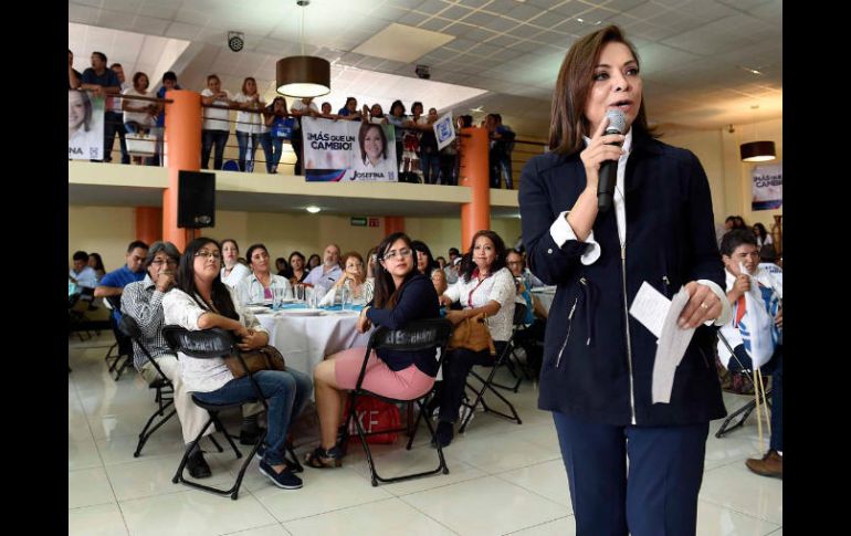 ''Vamos a fomentar bonos que premien la eficiencia. Eso es más que un cambio'', establece. TWITTER / @JosefinaVM