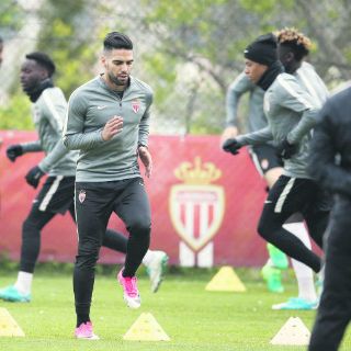 Falcao reconoce defensa de la Juve