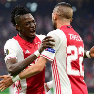 El Ajax hace trizas al Lyon en semis de Europa League