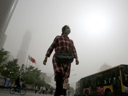 La principal advertencia es para niños y las personas mayores, los más vulnerables a sufrir afectaciones por la calidad del aire. AP / Andy Wong