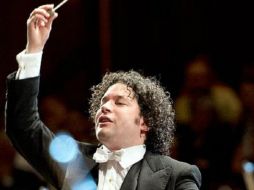 Dudamel puso imágenes negras en sus cuentas de Facebook y Twitter en señal de luto. FACEBOOK / Gustavo Dudamel