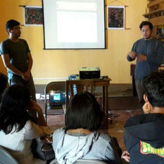 Por la cultura comunitaria