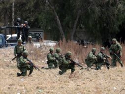 La Sedena se encargará de trasladar los restos a donde cada familia lo solicite, muy probablemente a su lugar de origen. AFP / J. Castañares